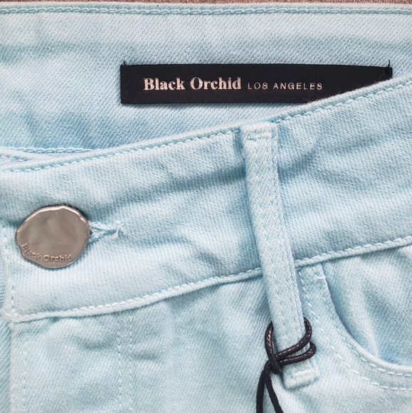 Black Orchid Ombre Cut Off Short - Picture 5 of 6